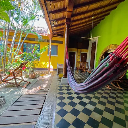 Oasis Hostel-2